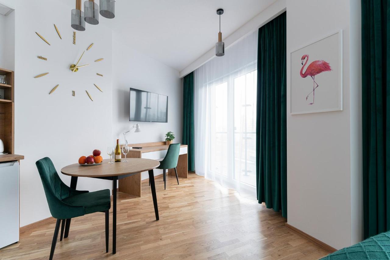 Apartamenty Wola Tower วอร์ซอ ภายนอก รูปภาพ