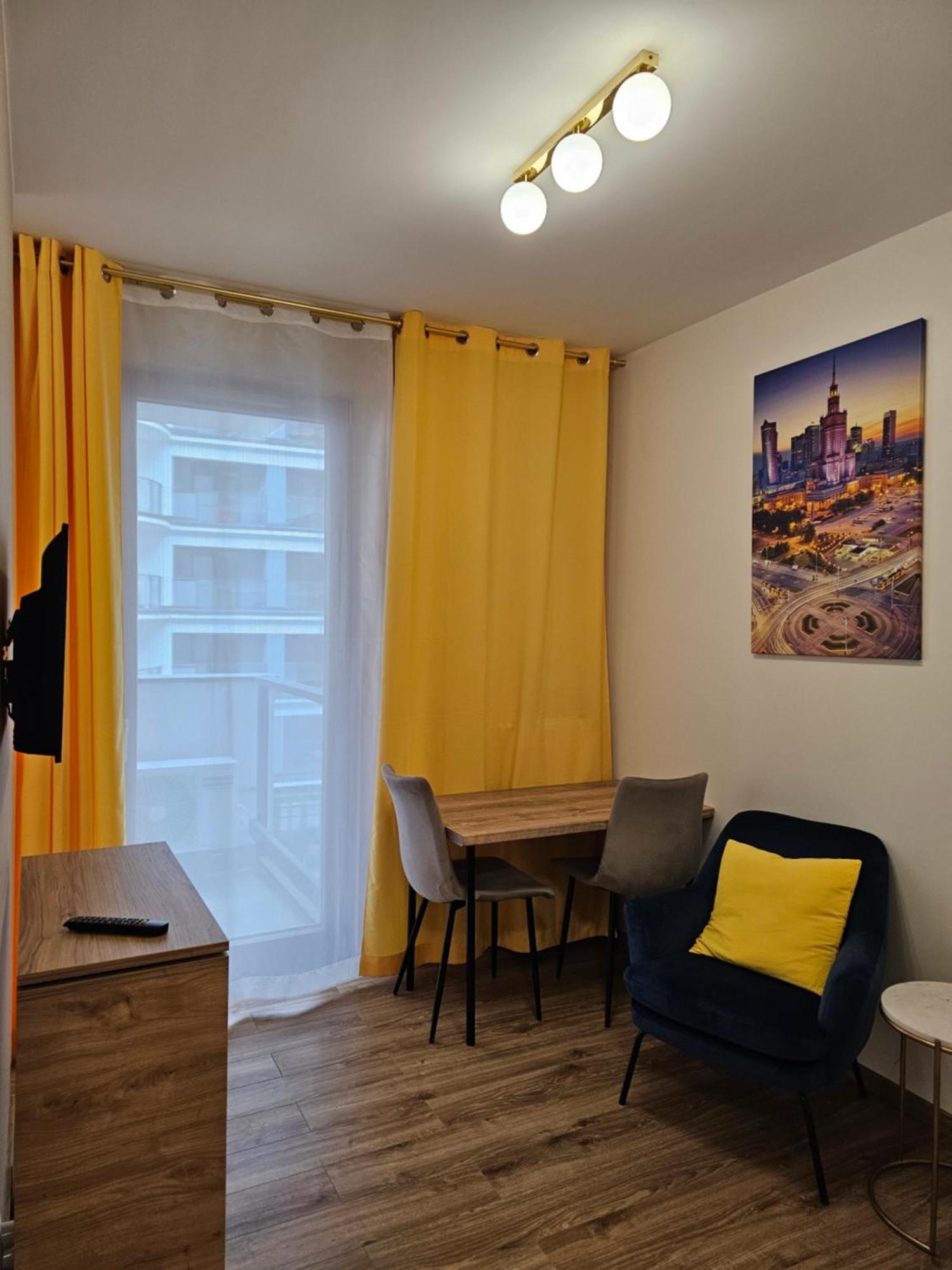 Apartamenty Wola Tower วอร์ซอ ภายนอก รูปภาพ