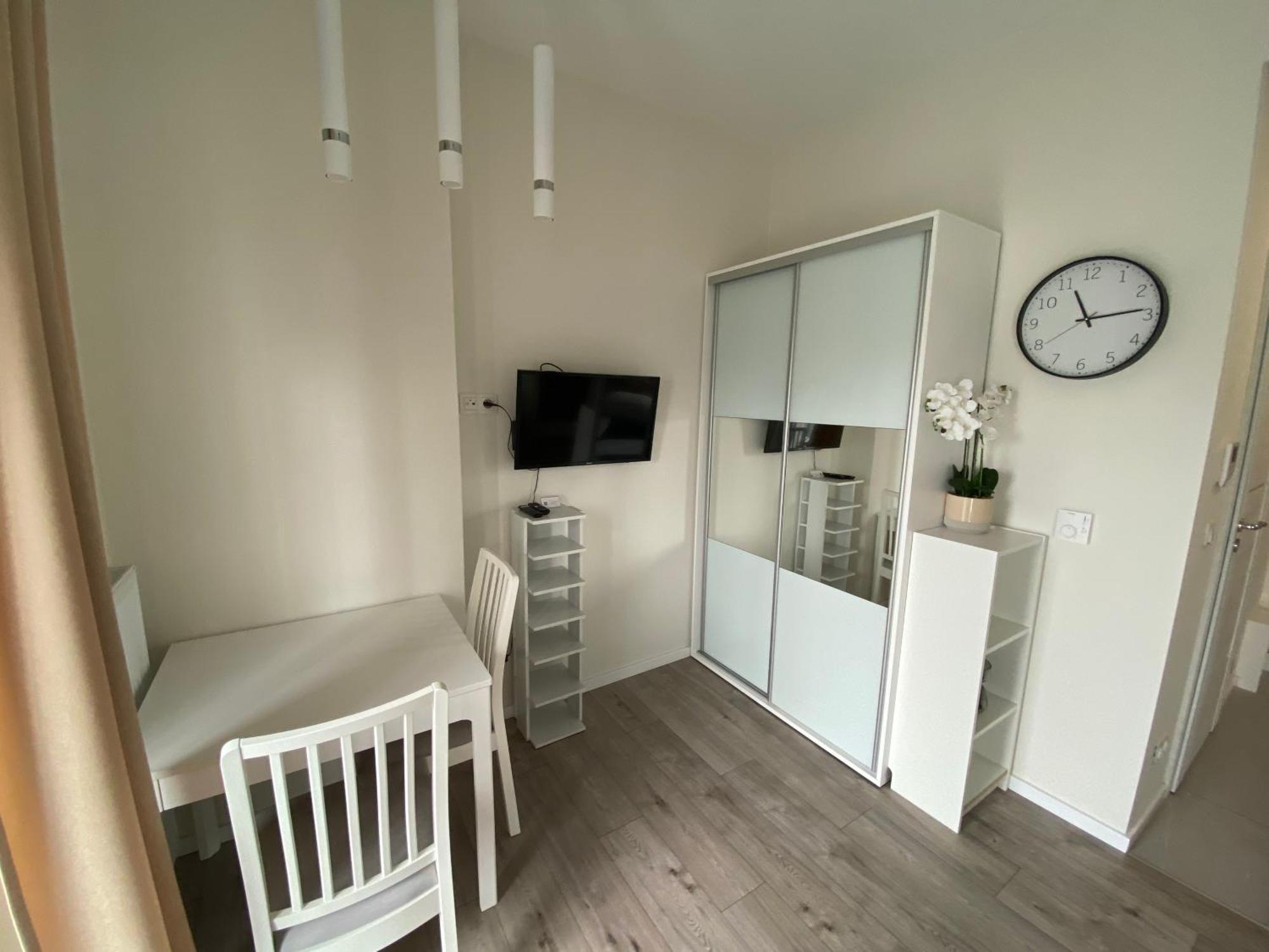 Apartamenty Wola Tower วอร์ซอ ภายนอก รูปภาพ
