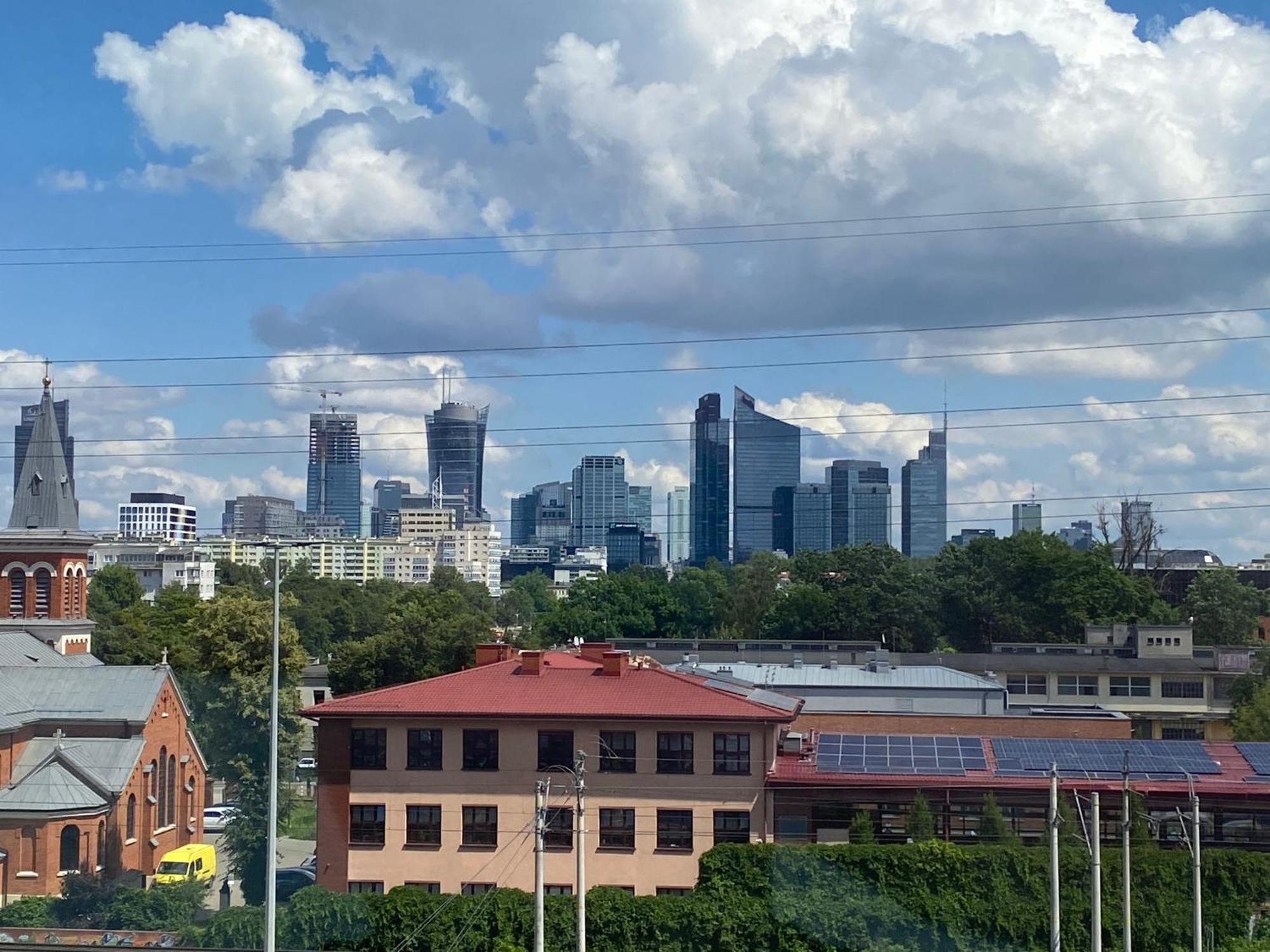 Apartamenty Wola Tower วอร์ซอ ภายนอก รูปภาพ