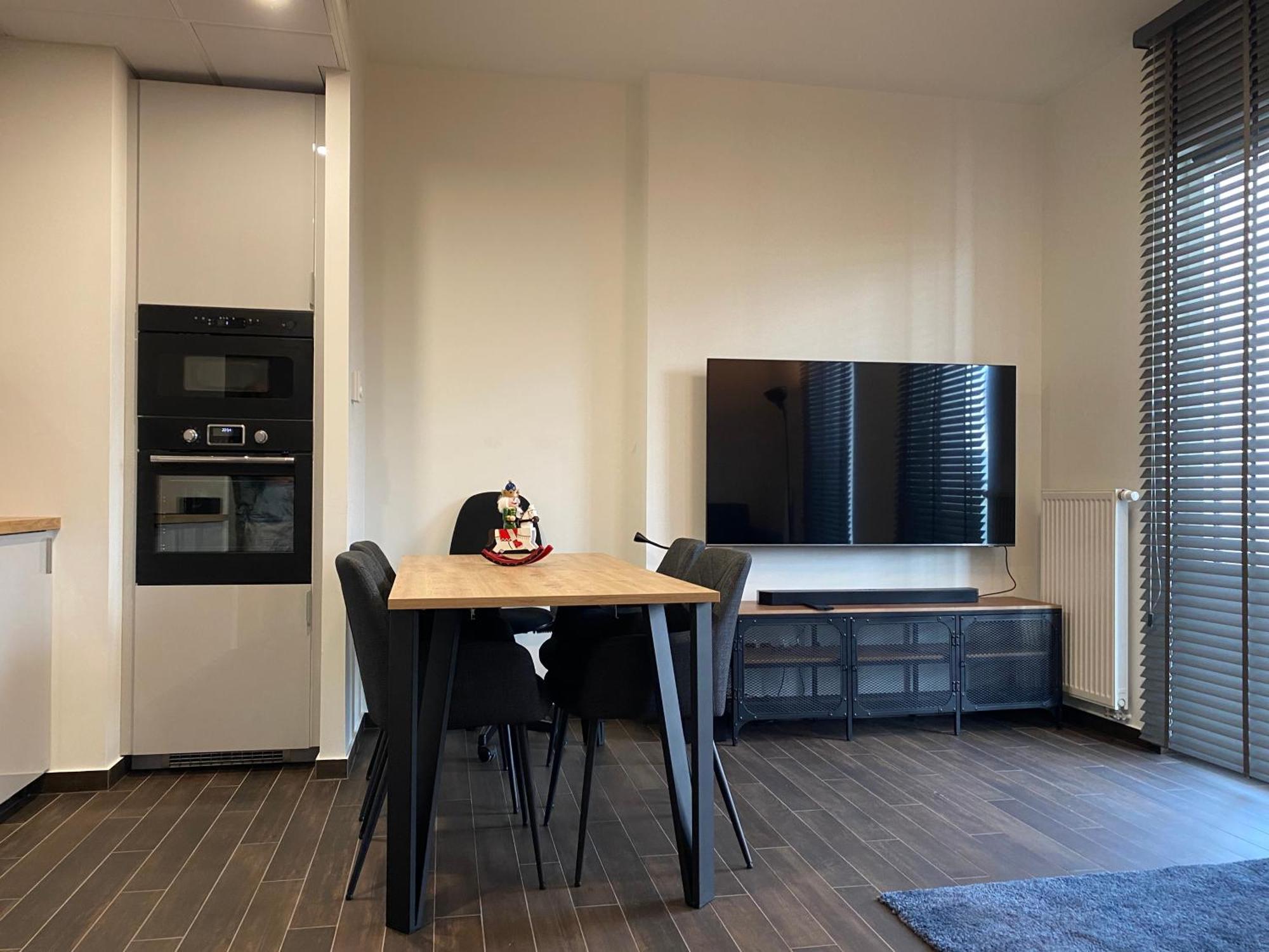 Apartamenty Wola Tower วอร์ซอ ภายนอก รูปภาพ